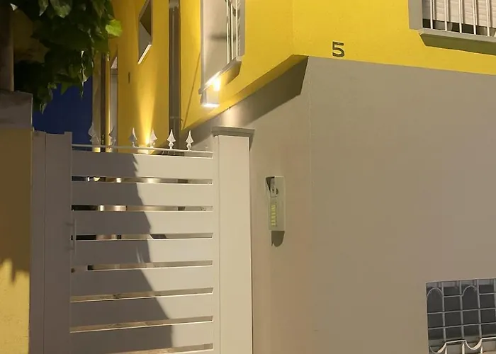 Palazzo Gregorio فندق مبيت وإفطار